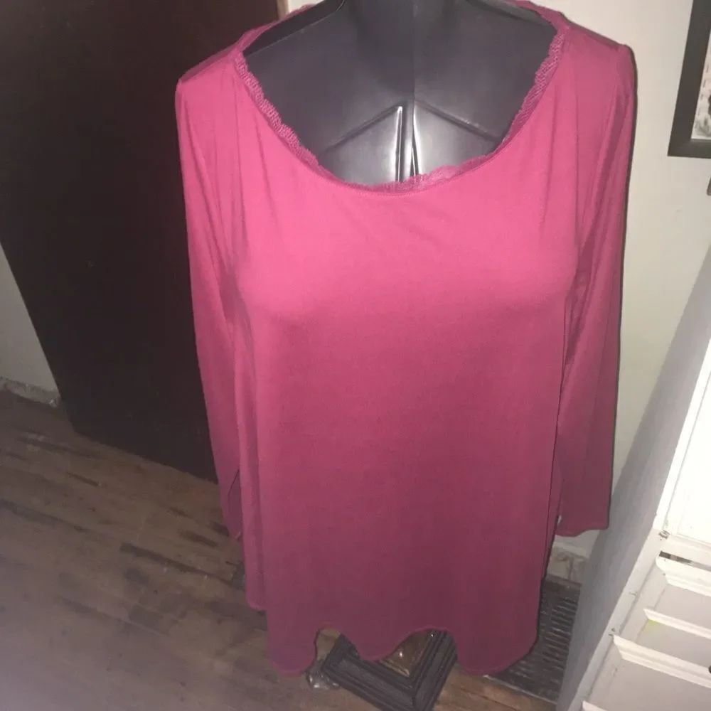 Lane Bryant raspberry pink 18/20 lace detail blouse